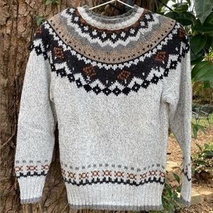 Vintage Appalachian sweater . Acrylic & wool *machine washable!!*